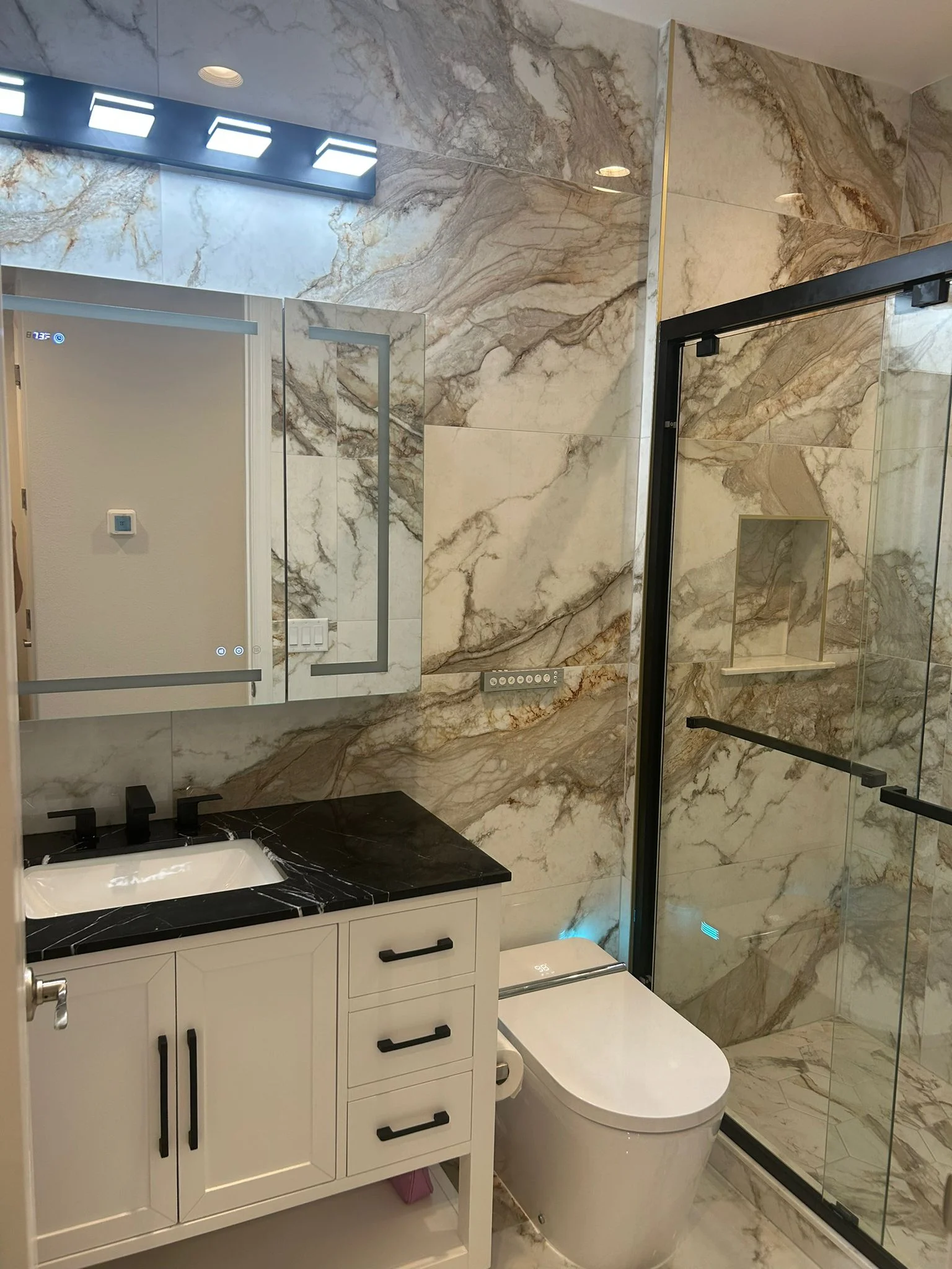 Bathroom remodel in Tampa FL with new vanity