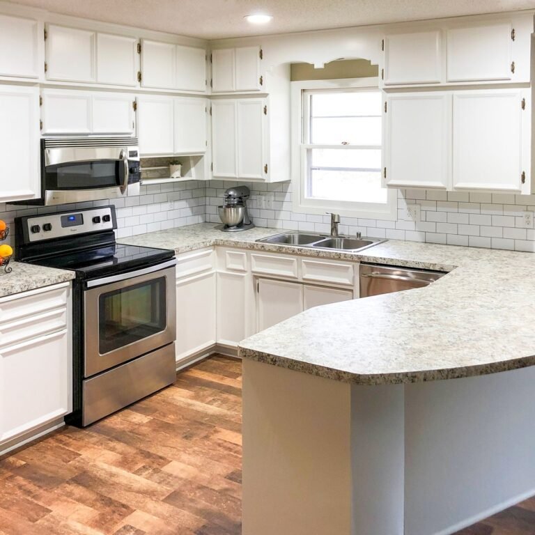 Cabinet refacing in Valrico FL by Mr Zee FL